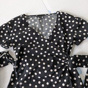 2/$15 - WHBM - XXS - polkadot blouse